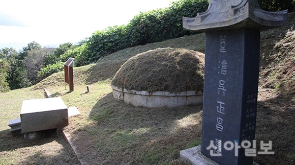 망우 독립유공자 묘역의 오세창 묘소. (사진=문화재청)