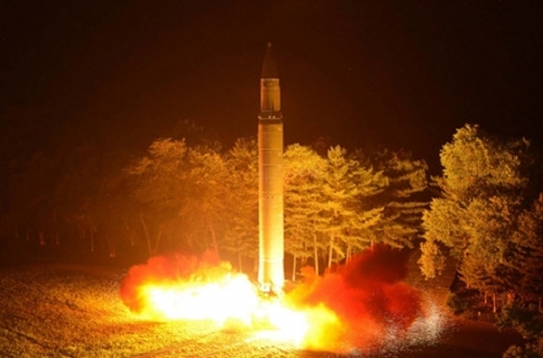 사진은 지난 7월 28일 북한의 화성-14형 대륙간 탄도미사일(ICBM)이 시험 발사되는 모습. (사진=연합뉴스)