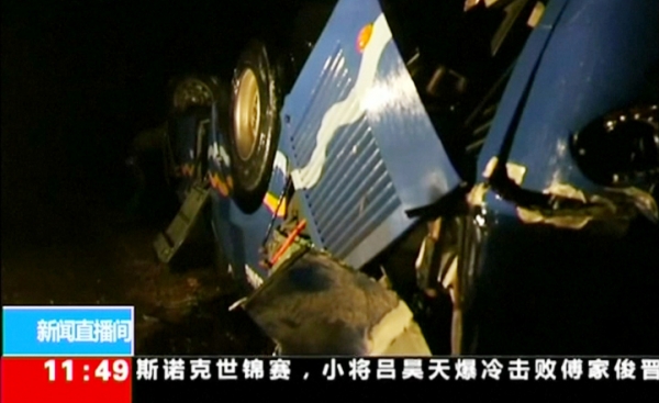 북한에서 발생한 중국인 관광객들 교통 사고. (사진=중국중앙TV 캡처)