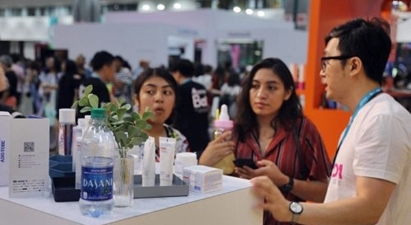 K뷰티 기업들이 아세안 국가 중 최대 화장품 시장으로 꼽히는 태국 공략에 적극 나서고 있다.(사진=연합뉴스)