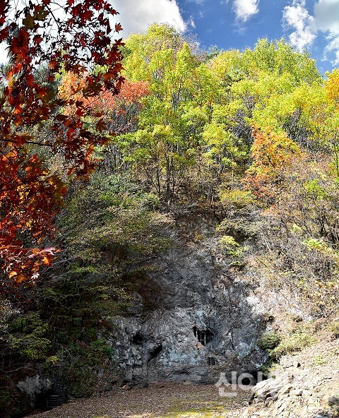충북 제천시가 우리나라 최초로 발굴된 구석기 동굴유적인 '점말동굴'을 일반인에게도 개방할 계획이다. (사진=제천시)