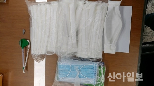 서울 용산구 효창동주민센터에 익명의 주민이 마스크와 손편지를 전달했다. (사진=용산구)