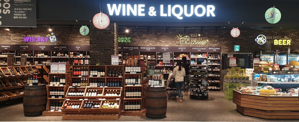 이마트 월계점 ‘와인&리쿼(Wine&Liquor)’ 매장. [사진=이마트]