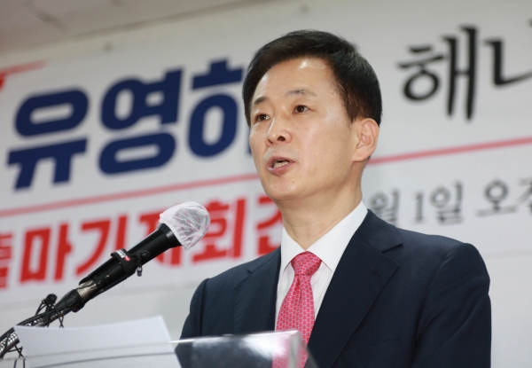 박근혜 전 대통령의 법률대리인인 유영하 변호사가 지난 1일 오전 국민의힘 대구시당에서 대구시장 출마를 밝히고 있다. (사진=연합뉴스)
