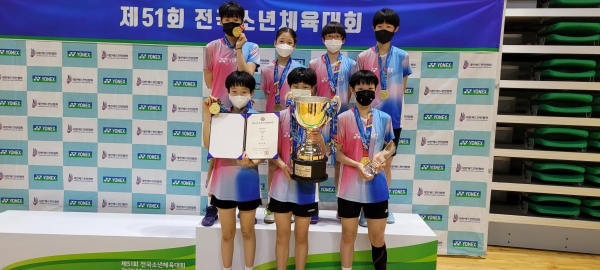 51회전국소년체육대회금매달획득한선수들(사진/시흥교육지원청제공)