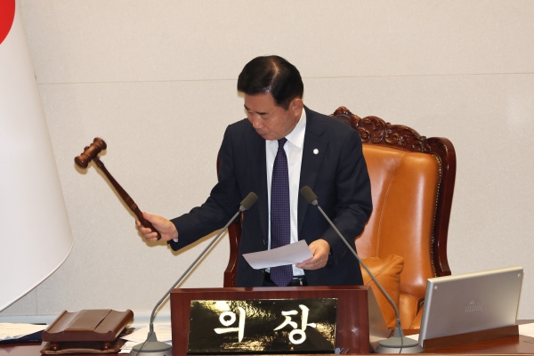 21일 국회 본회의에서의 김진표 국회의장. (사진=연합뉴스)