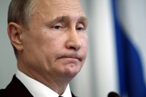 푸틴 "美외교관 755명, 러시아에서 떠나야 할 것"