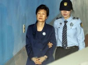 종점 향하는 박근혜 재판… 검찰 27일 구형