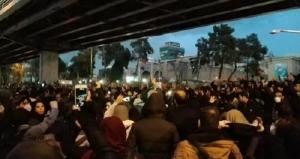 테헤란서 ‘여객기 격추’ 비판 집회… 국내외 비난 봇물