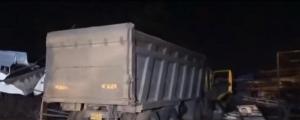 인도 길가서 잠자던 이주노동자 15명 덤프트럭에 치여 사망