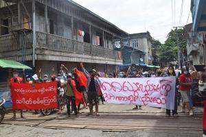 미얀마 군부 쿠데타 200일… 민간인 1000명 이상 숨져
