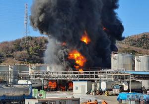 여수산단 공장서 불…소방당국, 대응 1단계 화재 진화 ‘총력’