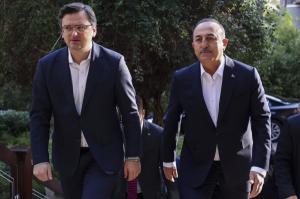 [속보] 러·우크라 외무장관 회담 터키 안탈리아서 시작