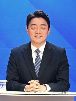 민주 강훈식 당대표 후보 사퇴… '반명 단일화' 거부