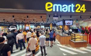 이마트24, 업계 첫 싱가포르행…K푸드 앞세운 현지화