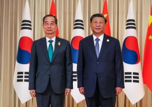 한총리 "건설적 역할 해달라"… 시진핑 "남북 화해 지지"