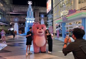 롯데홈쇼핑 ‘벨리곰’, 태국 최대 쇼핑몰 등장