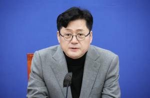 홍익표 "尹, 코리아디스카운트 최대 불안 요인"