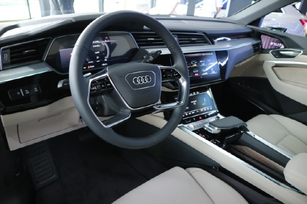 ‘아우디 e-트론 55 콰트로(Audi e-tron 55 quattro)’ 내장. (사진=이성은 기자)