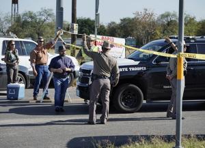 美 텍사스 교회서 총기난사 사건… 최소 27명 사망