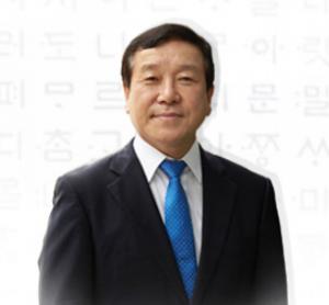 김재원 한글박물관장, 중국 출장 중 호텔서 사망