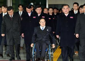 北 패럴림픽 선수·대표단 24명 방남… "참가 기쁘다"