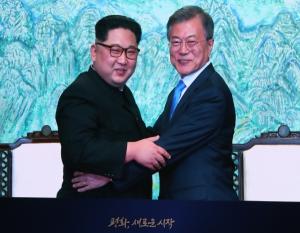 [남북정상회담] "올해 종전 선언… 완전한 비핵화 실현 합의"