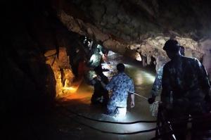 &apos;기적 생존기&apos; 태국 소년들 고립 동굴, 박물관 된다