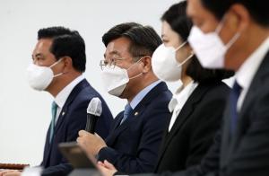 민주당, 서울시장 전략공천 결정… "기존 후보 배제 아냐"