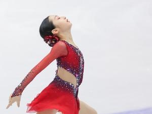 피겨 세계주니어선수권대회서 14살 신지아 은메달…김연아 이후 첫 메달