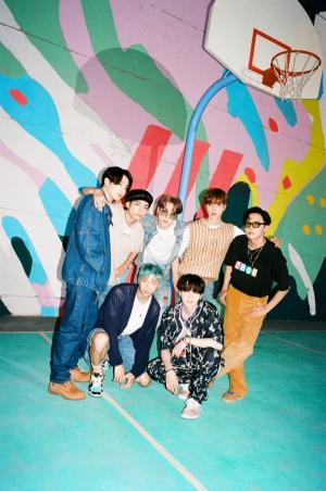 BTS &apos;Dynamite&apos;, 日오리콘 역사상 두번째 7억회 돌파