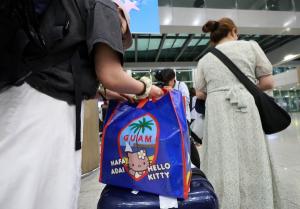 괌 관광객 귀국 시작… 오전까지 2000여명 도착 전망