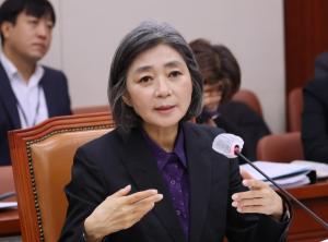 [속보] 김행 여성가족부장관 후보자, 자진사퇴 결정