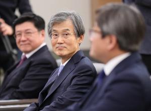 [속보] 尹대통령, 새 대법원장 후보자에 조희대 전 대법관 지명
