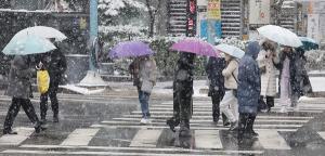 [오늘날씨] 동해안 오전 약한 눈 지속…&apos;경북·제주&apos; 일부 지역 비·눈
