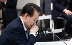 윤대통령 "결국은 민생"… 전국 돌며 민생토론회