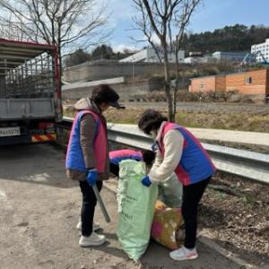 사천시 생활개선회, 봄맞이 국도변 환경정화 활동