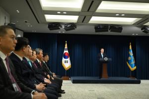 윤대통령, 내주 총선 입장발표 검토… 내각·용산 인선도
